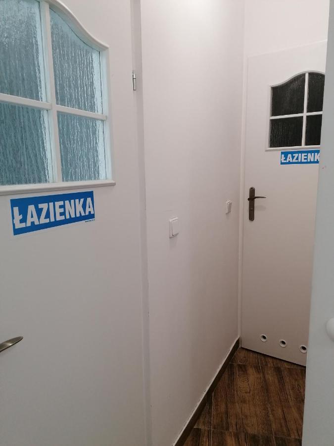 Hostel Tulip - Pokoj Jednoosobowy Nr 3 Ze Wspolna Lazienka I Kuchnia Szczecin Exterior foto