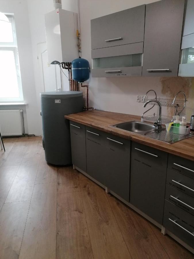 Hostel Tulip - Pokoj Jednoosobowy Nr 3 Ze Wspolna Lazienka I Kuchnia Szczecin Exterior foto