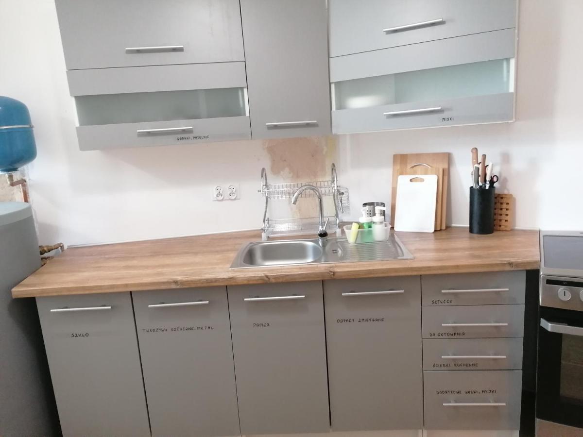 Hostel Tulip - Pokoj Jednoosobowy Nr 3 Ze Wspolna Lazienka I Kuchnia Szczecin Exterior foto